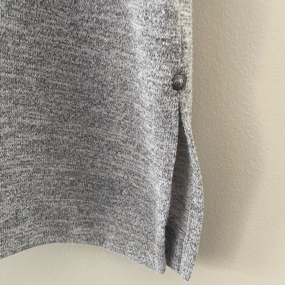 Orb Heather Grey Lightweight Knit Hooded Short Sleeve Top - Picture 4 of 4